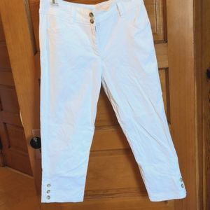 White straight leg ankle jeans high rise